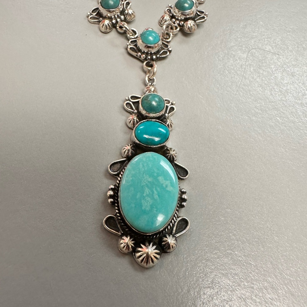 Beautiful turquoise necklace